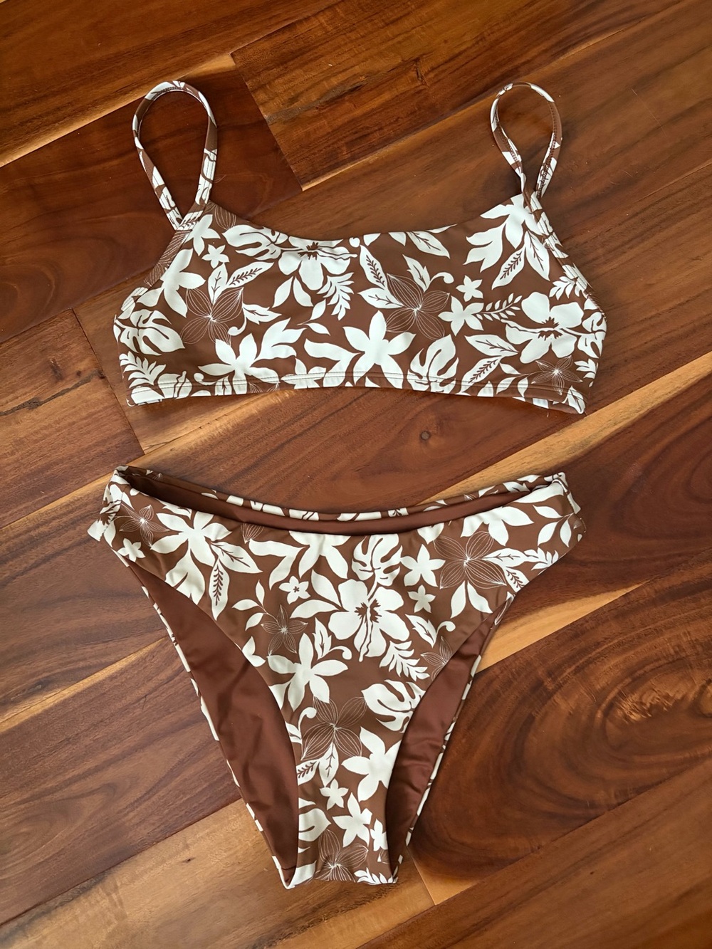 Jolyn Eryn Krouse Delphine swimsuit bikini top small and bottom XS
